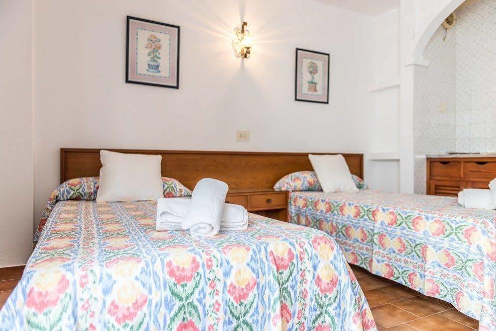 Apartamentos Orosol 2 By Typic Hotels Sant Antoni de Portmany Dış mekan fotoğraf
